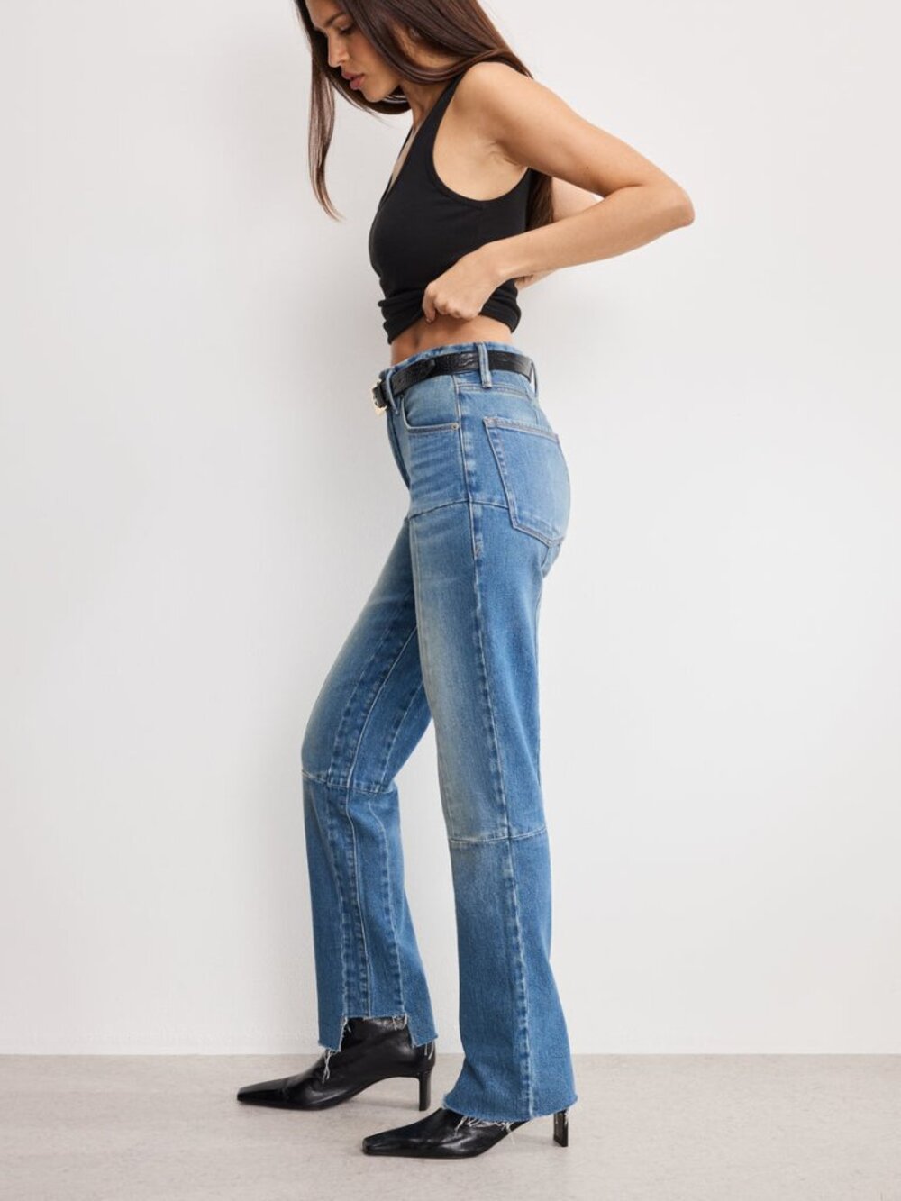 Good American Good Icon Straight Jeans Women’s 6/28 Raw Distressed Step Hem